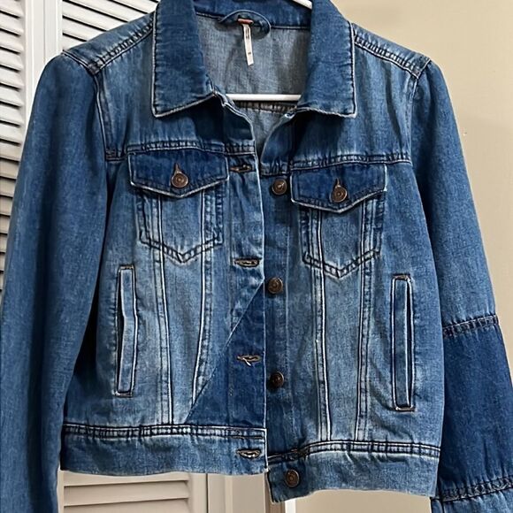 FreeāPeopleĀ RumorsāDenimāJacket - Picture 4 of 13